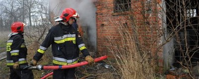 Pożar w opuszczonej chlewni 