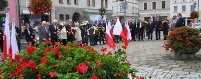 Hołd poległym i pomordowanym 