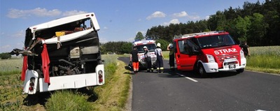 Traktorem w autobus