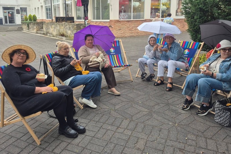 Dzierganie w przestrzeni publicznej
