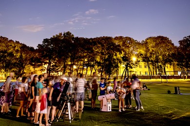 Obserwatorium astronomiczne dziękuje i zaprasza 