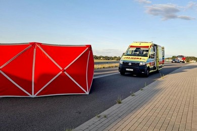 Nastolatek po zderzeniu z autem trafił do szpitala